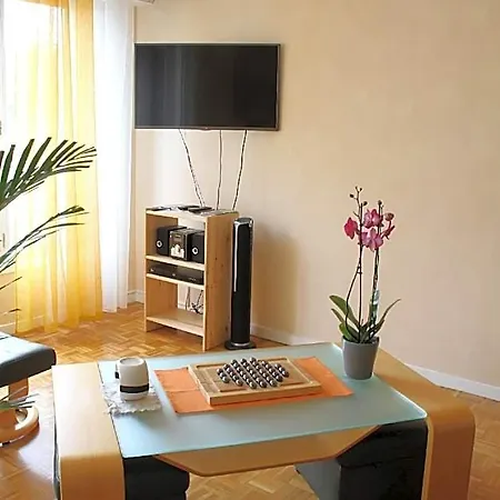 Au Lion D'or Tatil Evi